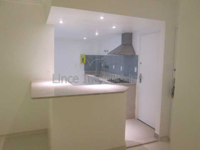 Apartamento à venda com 2 quartos, 60m² - Foto 9