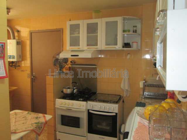 Apartamento à venda com 2 quartos, 59m² - Foto 12