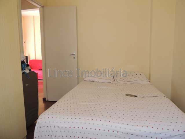 Apartamento à venda com 2 quartos, 75m² - Foto 16