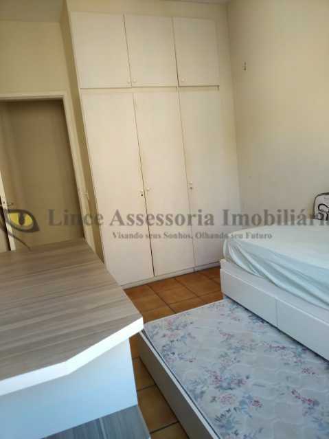 Apartamento à venda com 2 quartos, 65m² - Foto 13