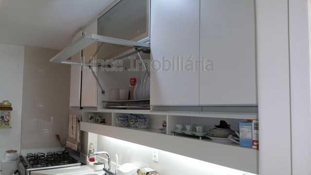 Apartamento à venda com 2 quartos, 100m² - Foto 22