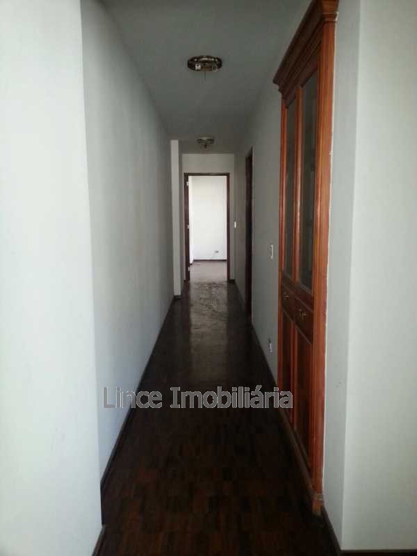 Apartamento à venda com 4 quartos, 180m² - Foto 4