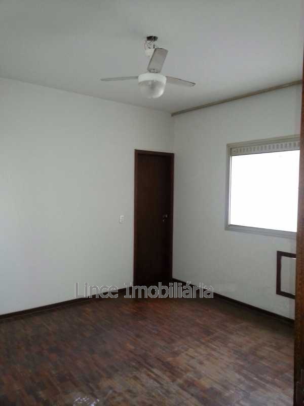 Apartamento à venda com 4 quartos, 180m² - Foto 3