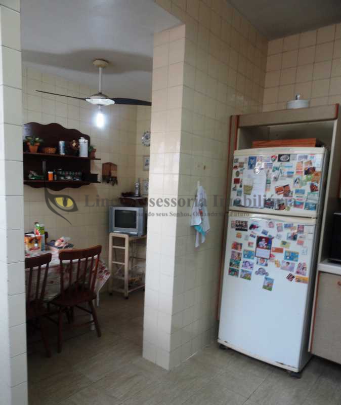 Apartamento à venda com 4 quartos, 142m² - Foto 13