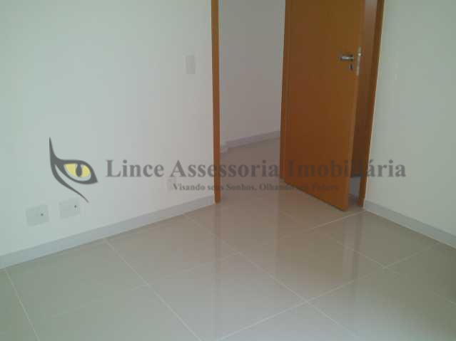 Apartamento à venda com 3 quartos, 130m² - Foto 7