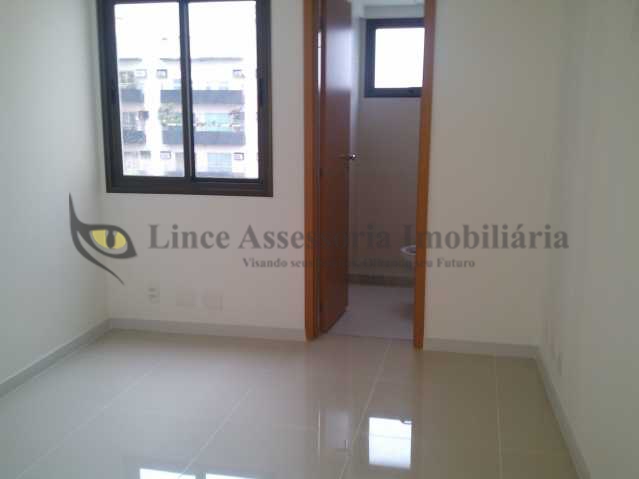 Apartamento à venda com 3 quartos, 130m² - Foto 14