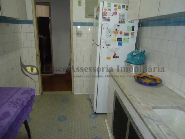 Apartamento à venda com 3 quartos, 90m² - Foto 14