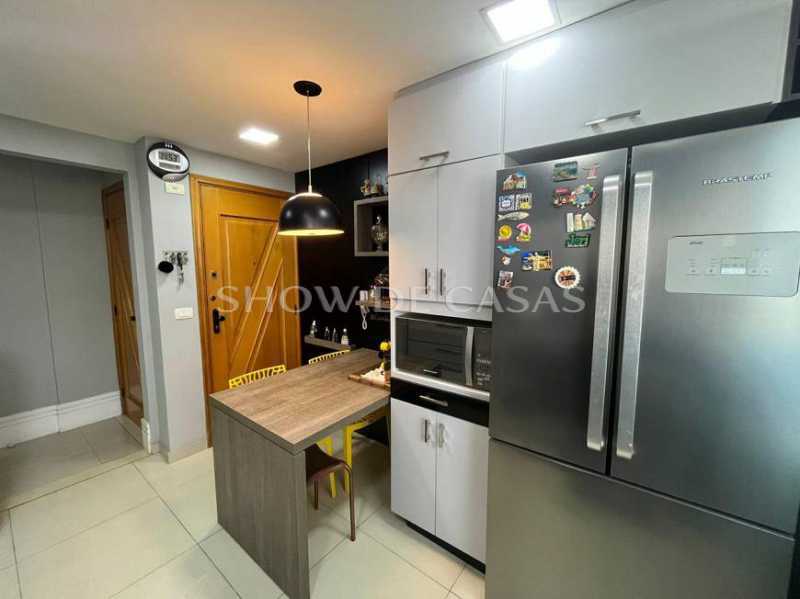 Apartamento à venda com 2 quartos, 104m² - Foto 14