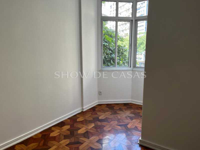 Apartamento à venda com 3 quartos, 130m² - Foto 3