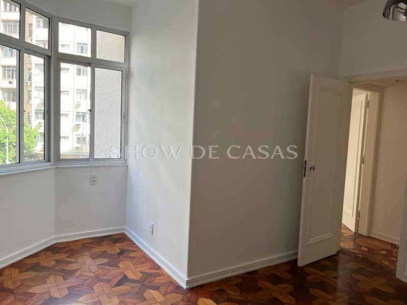 Apartamento à venda com 3 quartos, 130m² - Foto 4