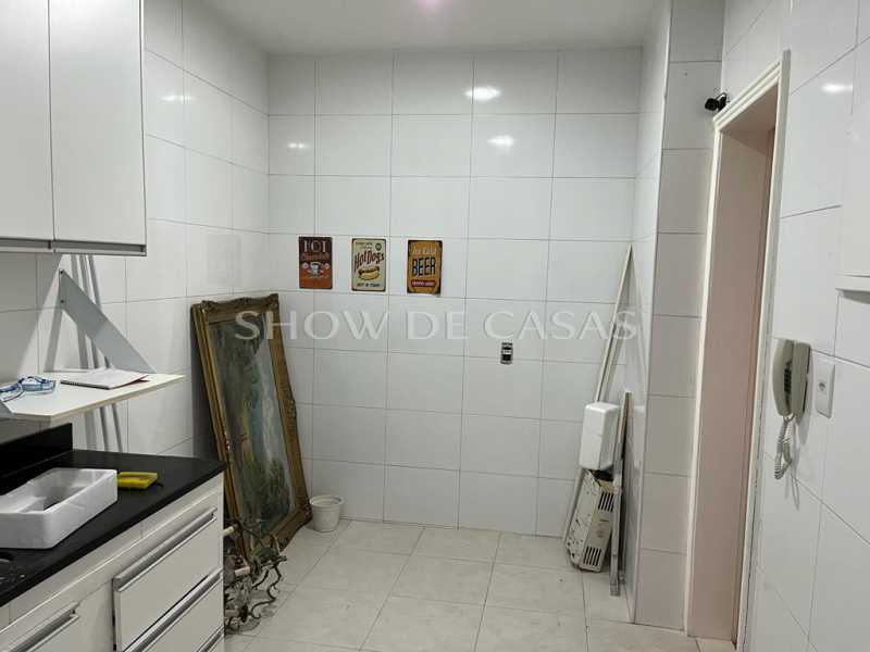 Apartamento à venda com 3 quartos, 130m² - Foto 15