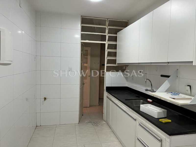 Apartamento à venda com 3 quartos, 130m² - Foto 14