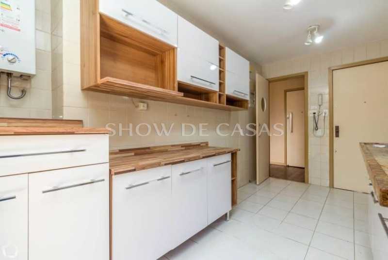 Cobertura à venda com 3 quartos, 214m² - Foto 18