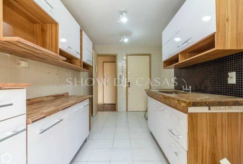 Cobertura à venda com 3 quartos, 214m² - Foto 17