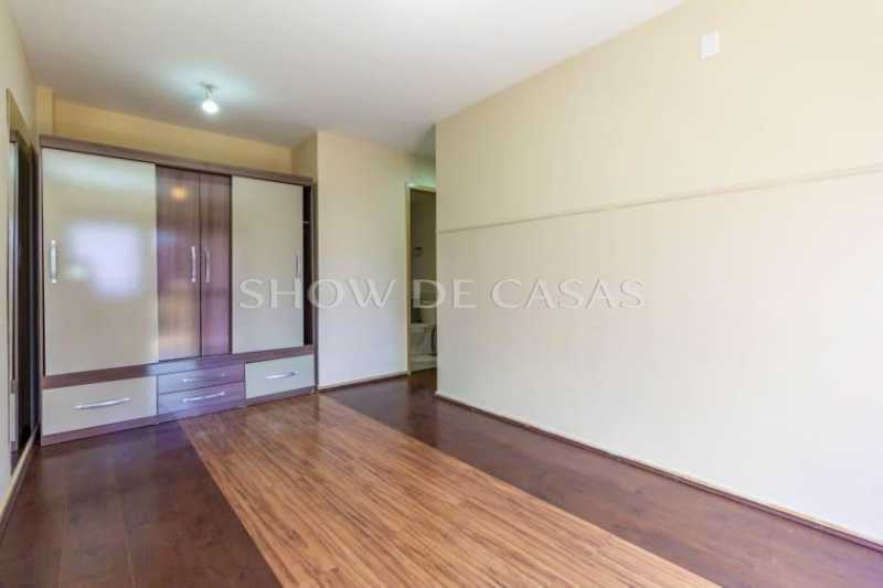 Cobertura à venda com 3 quartos, 214m² - Foto 12