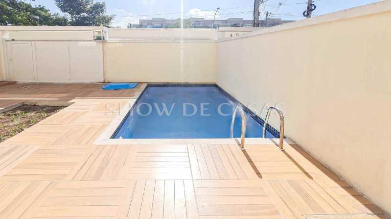 Casa de Condomínio à venda com 4 quartos, 189m² - Foto 2