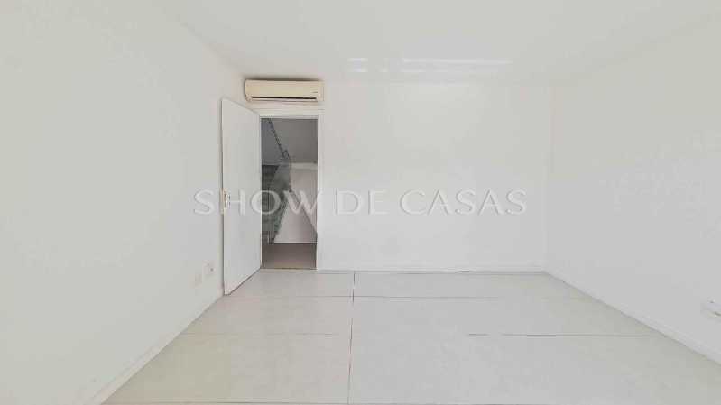 Casa de Condomínio à venda com 4 quartos, 189m² - Foto 13