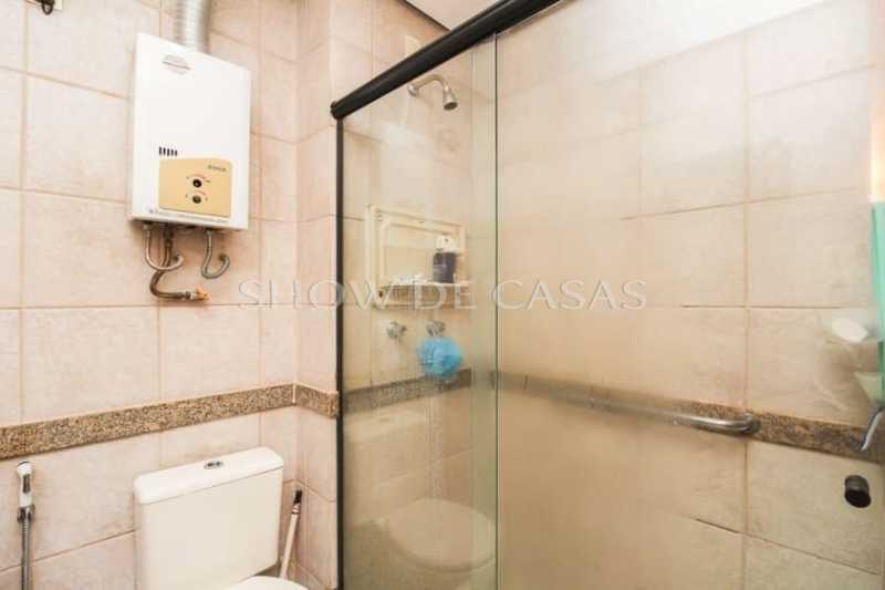 Apartamento à venda com 2 quartos, 64m² - Foto 9