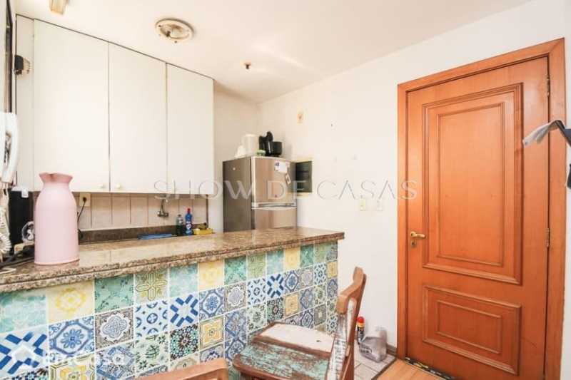 Apartamento à venda com 2 quartos, 64m² - Foto 14