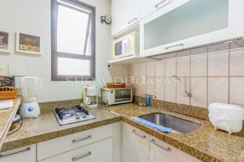 Apartamento à venda com 2 quartos, 68m² - Foto 14