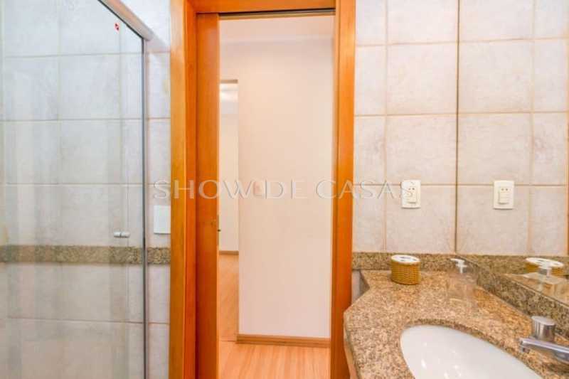 Apartamento à venda com 2 quartos, 68m² - Foto 13