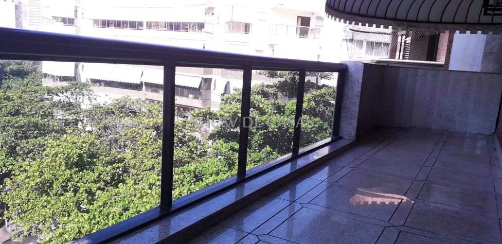 Cobertura à venda com 3 quartos, 300m² - Foto 4