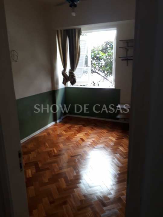 Apartamento à venda com 3 quartos, 180m² - Foto 14