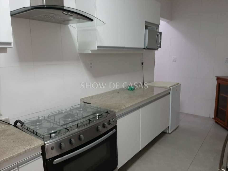 Apartamento à venda com 3 quartos, 130m² - Foto 17