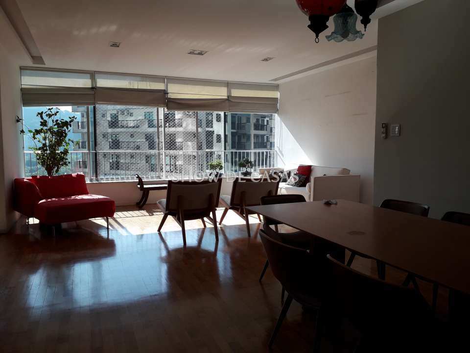 Apartamento à venda com 3 quartos, 182m² - Foto 11