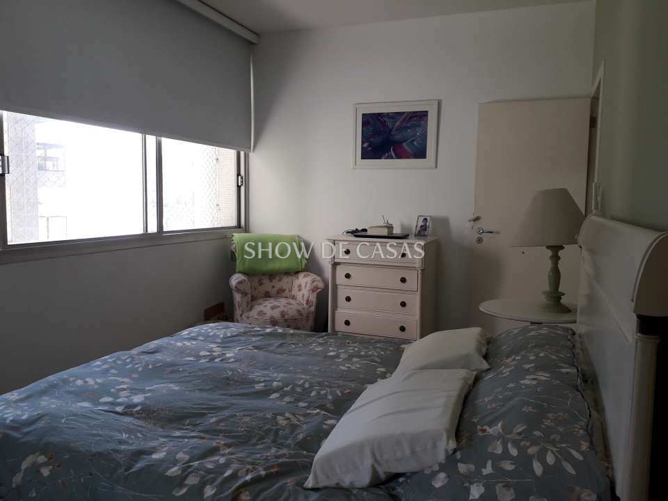 Apartamento à venda com 3 quartos, 182m² - Foto 17