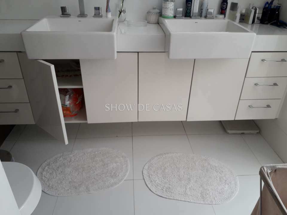 Apartamento à venda com 3 quartos, 182m² - Foto 22