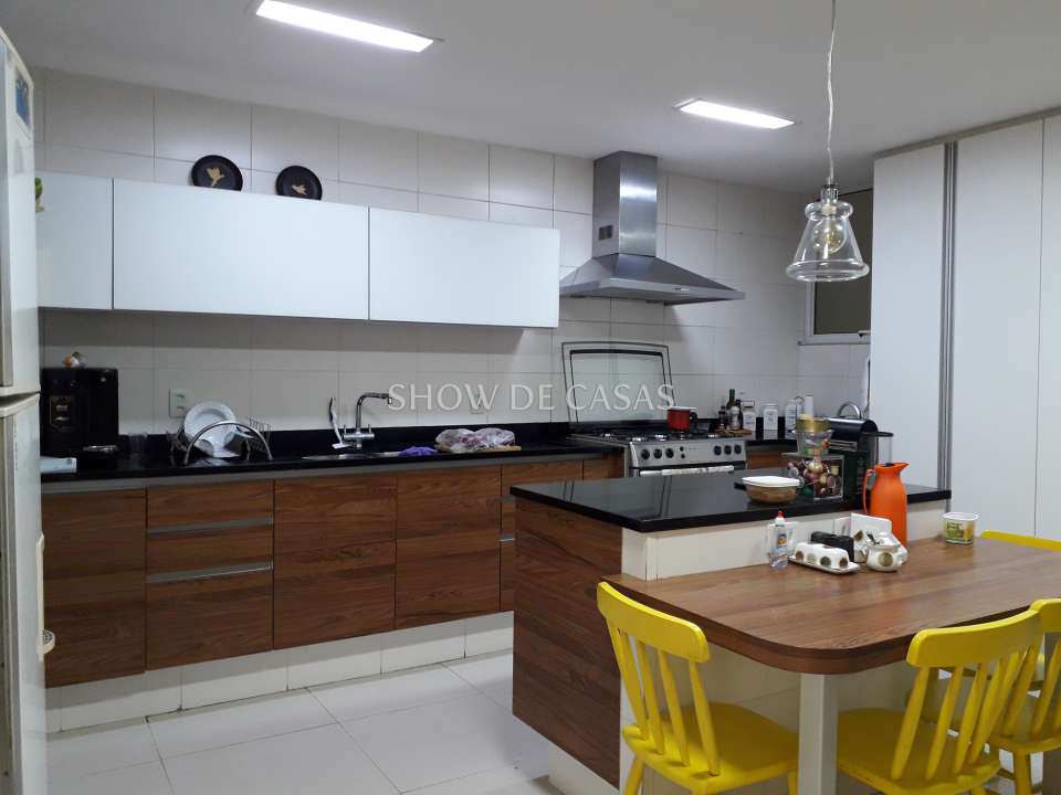 Apartamento à venda com 3 quartos, 182m² - Foto 30