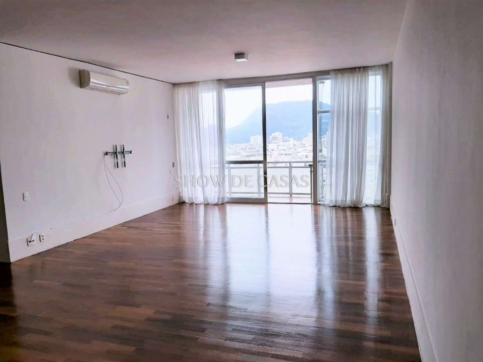 Cobertura à venda com 3 quartos, 400m² - Foto 18