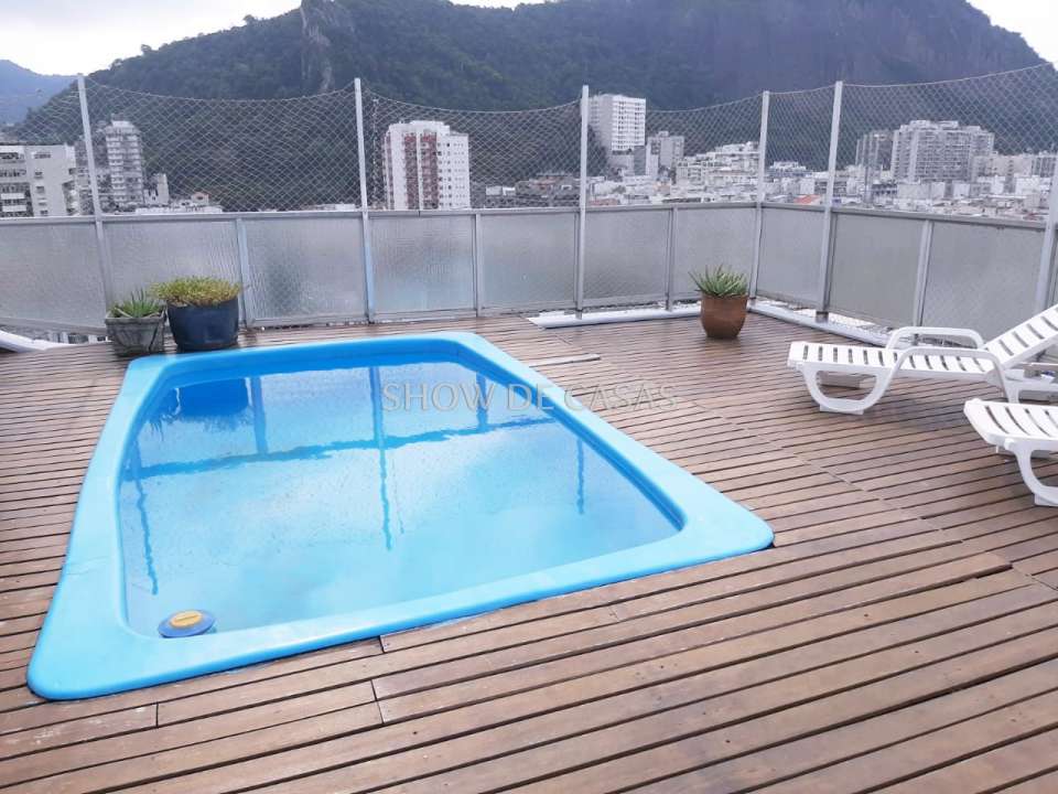 Cobertura à venda com 3 quartos, 400m² - Foto 2