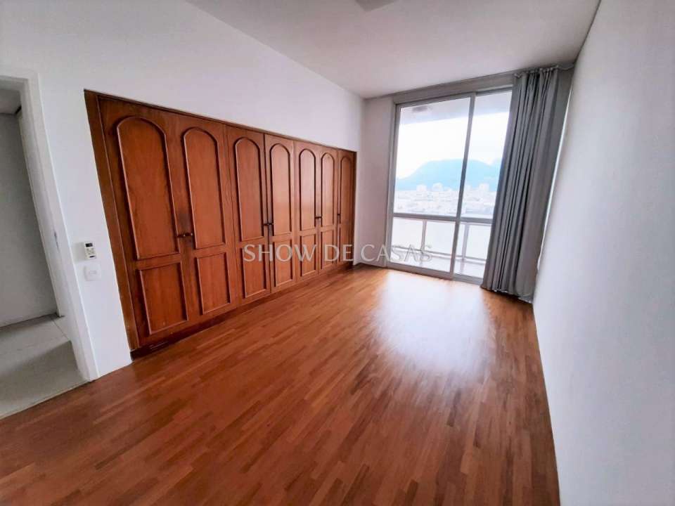 Cobertura à venda com 3 quartos, 400m² - Foto 23