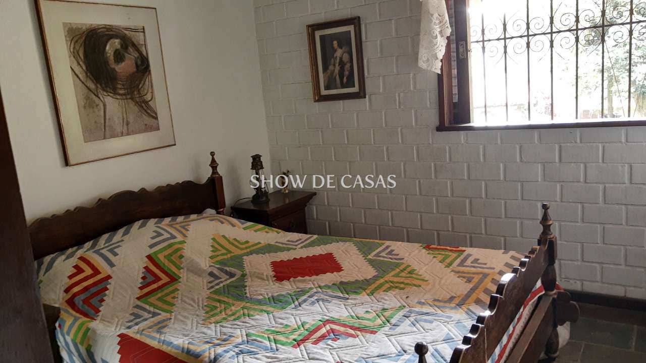 Casa à venda com 5 quartos, 250m² - Foto 25