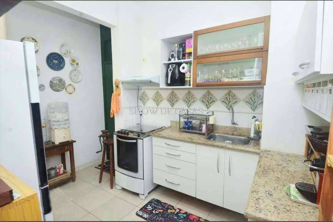 Apartamento à venda com 3 quartos, 110m² - Foto 19