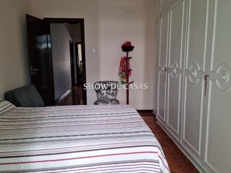 Apartamento à venda com 4 quartos, 205m² - Foto 13