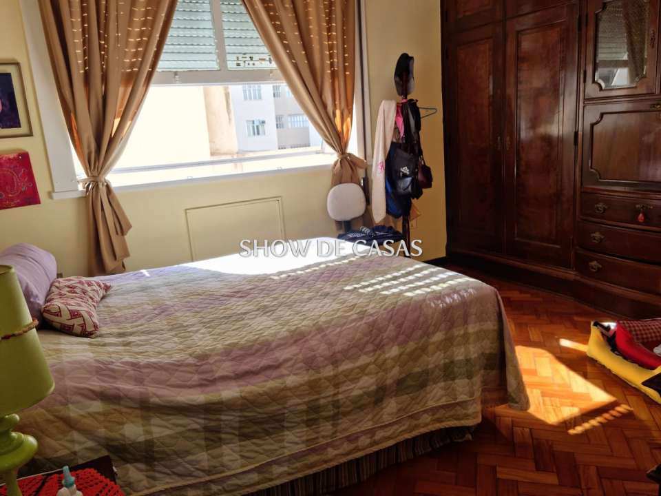 Apartamento à venda com 4 quartos, 205m² - Foto 17