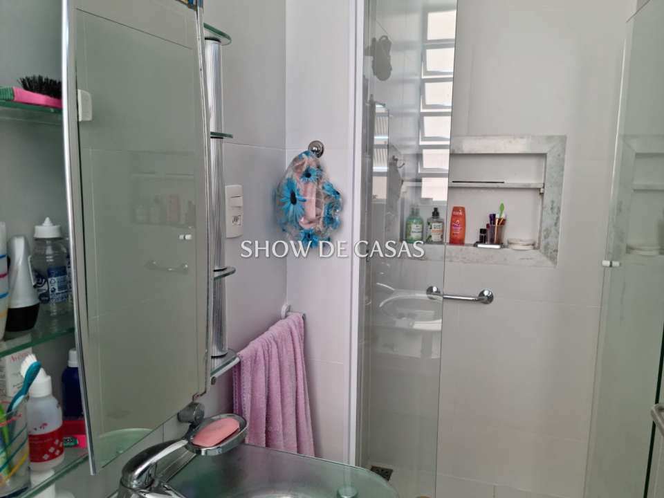 Apartamento à venda com 4 quartos, 205m² - Foto 20