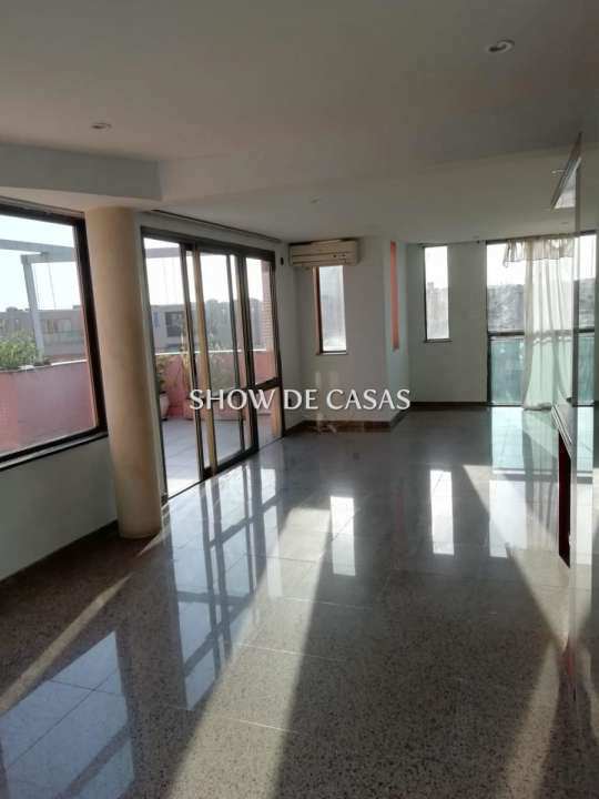 Cobertura à venda com 3 quartos, 200m² - Foto 22