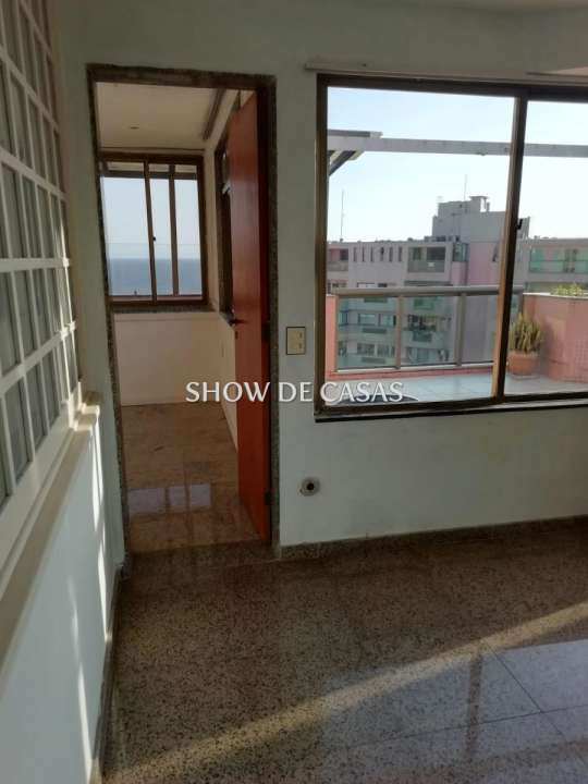 Cobertura à venda com 3 quartos, 200m² - Foto 25