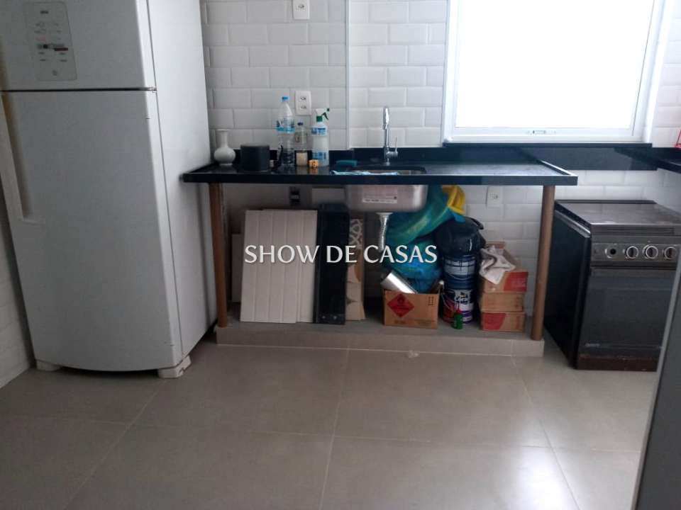 Apartamento à venda com 2 quartos, 72m² - Foto 11