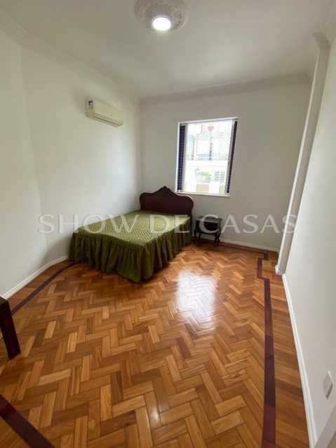 Apartamento à venda com 2 quartos, 72m² - Foto 9