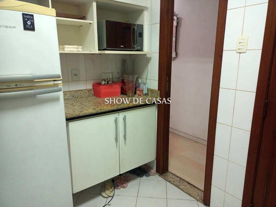 Apartamento à venda com 3 quartos, 90m² - Foto 15