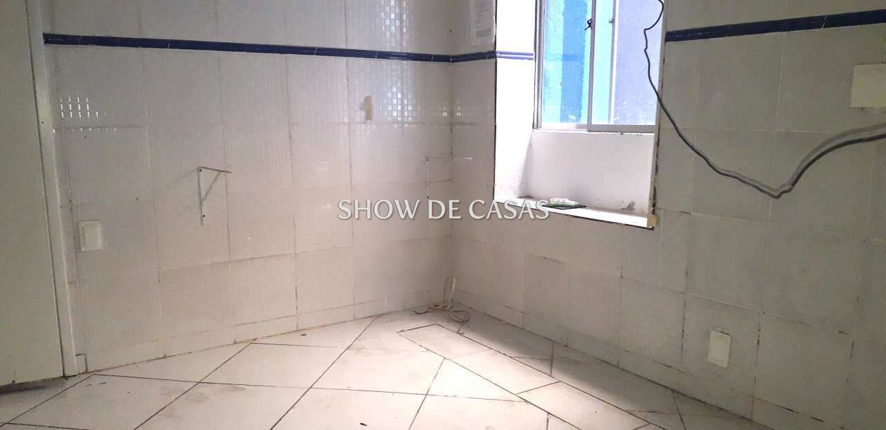 Casa Comercial à venda com 12 quartos, 600m² - Foto 12