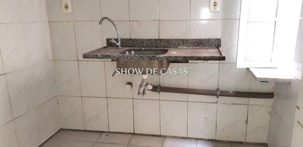 Casa Comercial à venda com 12 quartos, 600m² - Foto 23