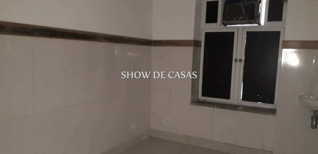 Casa Comercial à venda com 12 quartos, 600m² - Foto 27