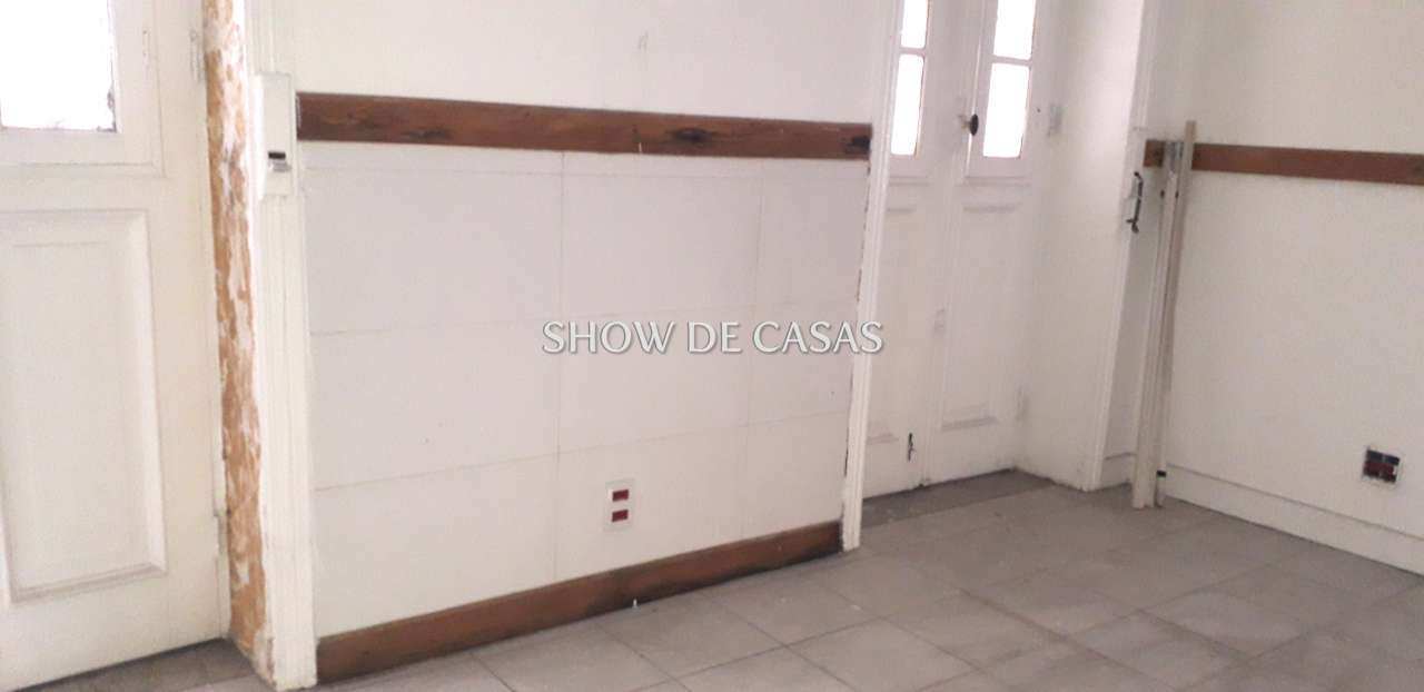 Casa Comercial à venda com 12 quartos, 600m² - Foto 7