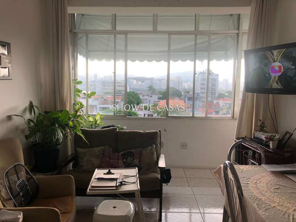 Apartamento à venda com 3 quartos, 70m² - Foto 1